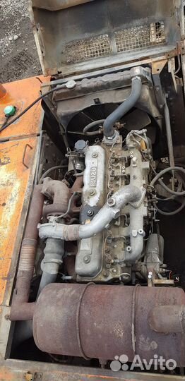 Гусеничный экскаватор Hitachi EX 200, 1990