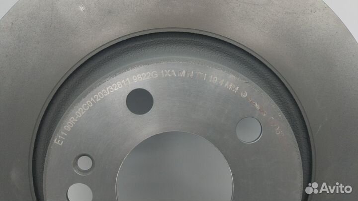 Диск тормозной Мерседес A0004231812 w205