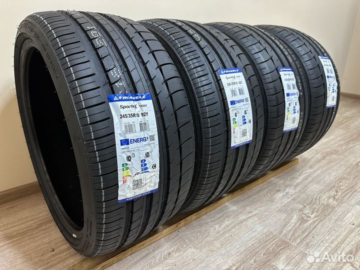 Triangle Sports TH201 245/35 R18 98W