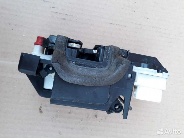 Замок двери задний левый пежо 607