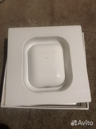 Беспроводные наушники apple airpods