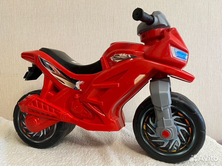 Самокат, машина-каталка, мотоцик-беговел