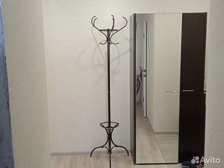 Вешалка напольная