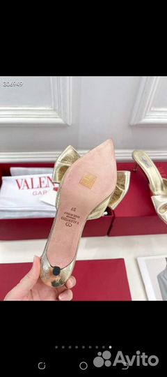 Мюли Valentino