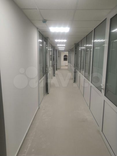 Здание, 570 м²