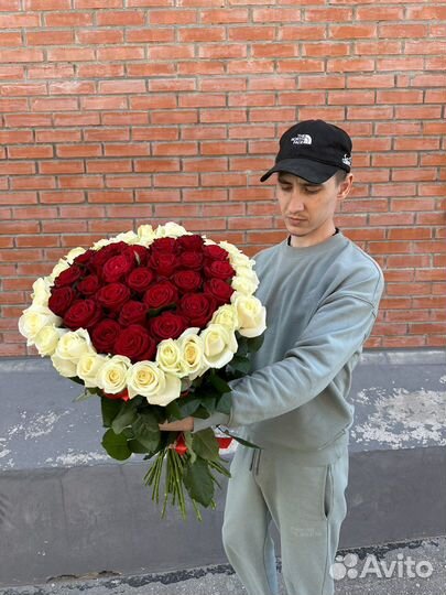 51 роза букет роз. Голландская роза сердце