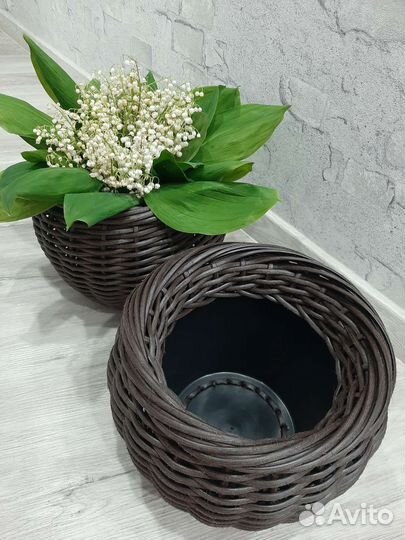 Кашпо из ротанга