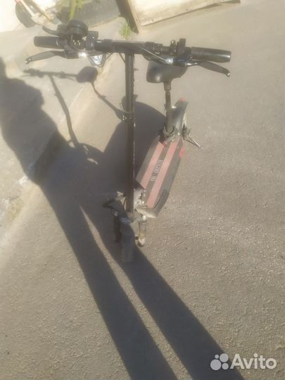 Самокат взрослый электрический бу