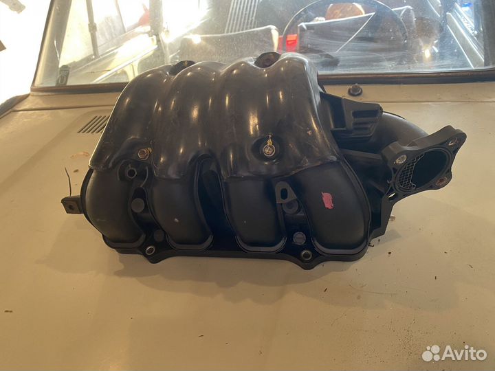 Впускной коллектор Toyota