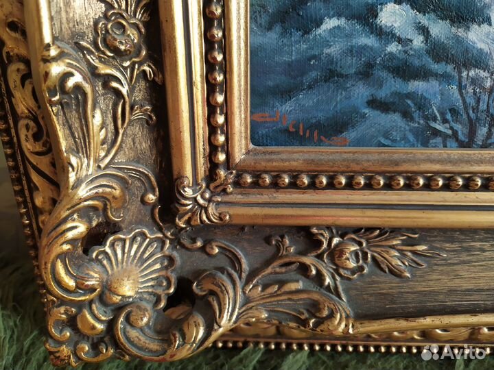 Охота. Красавец олень в зимнем лесу