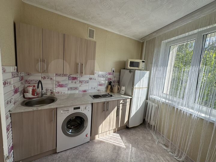 1-к. квартира, 40 м², 2/9 эт.