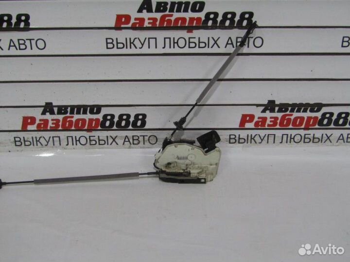 Замок двери задний левый Vw Polo CFN 2011