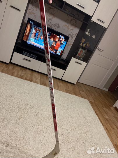 Клюшка хоккейная