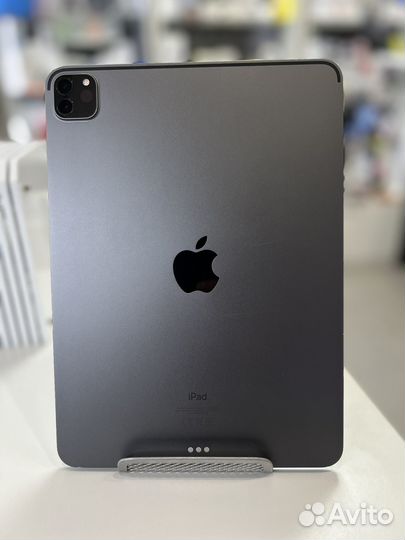 iPad Pro 11” 128Gb. Wi-fi 2020года