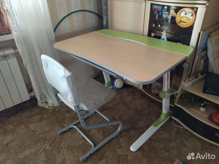 Растущий стол и стул