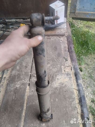 Стойки на Рено Меган 2 задние