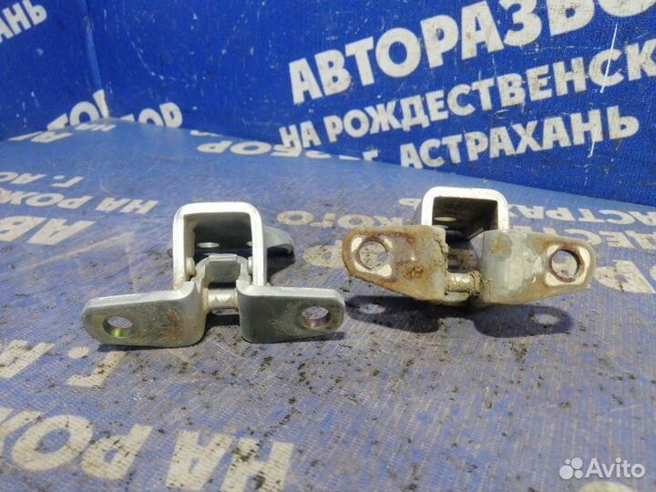 Петля двери Chery Qq6 седан 2007