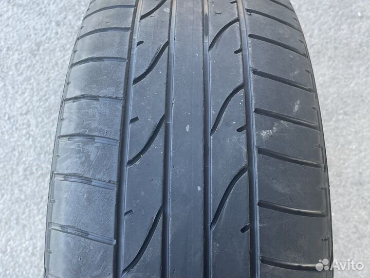 Bridgestone Dueler H/P Sport 215/60 R17