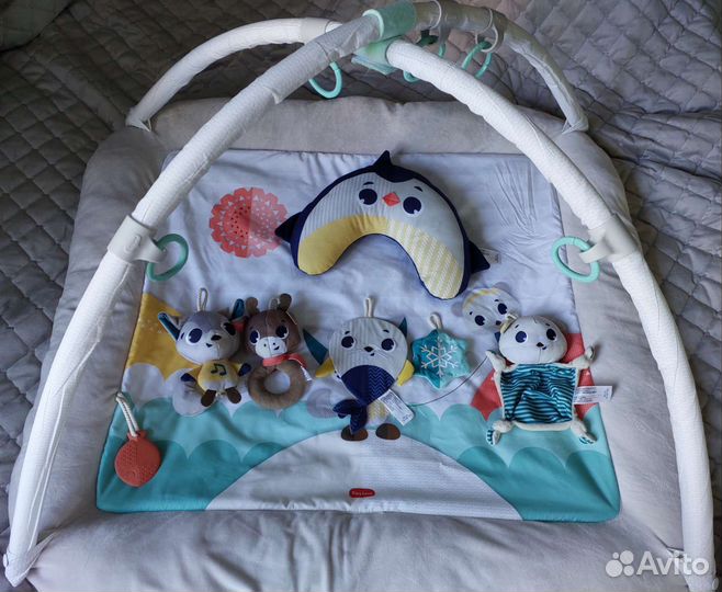 Развивающий коврик tiny love