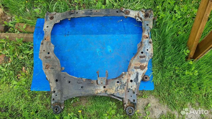 Подрамник передний Mazda CX-7 Мазда сх-7