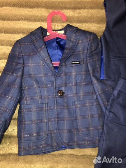 Костюм тройка на мальчика