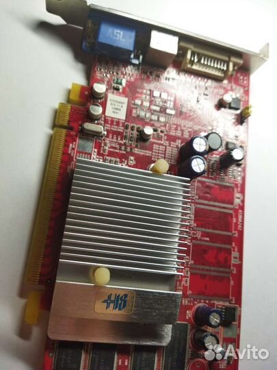 Видеокарта Radeon 128MB