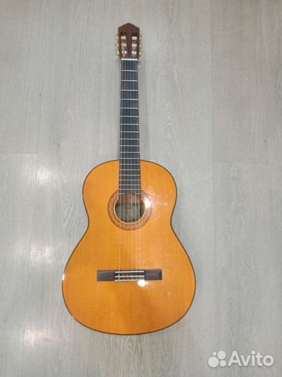 Классическая гитара yamaha c70