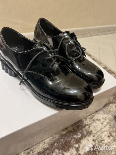 Лоферы женские 39 размер