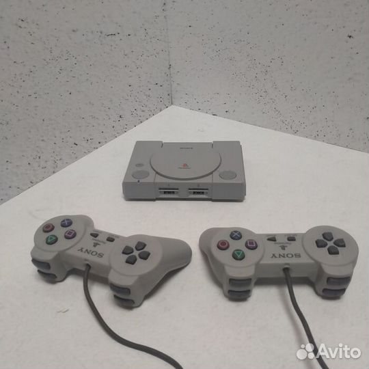 Игровая приставка Sony PlayStation 1
