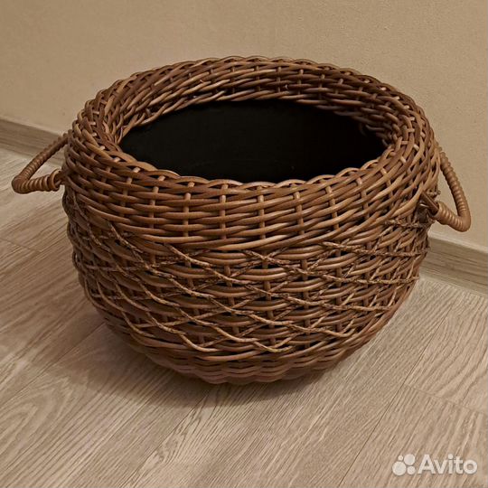 Кашпо из искусственного ротанга 20 литров