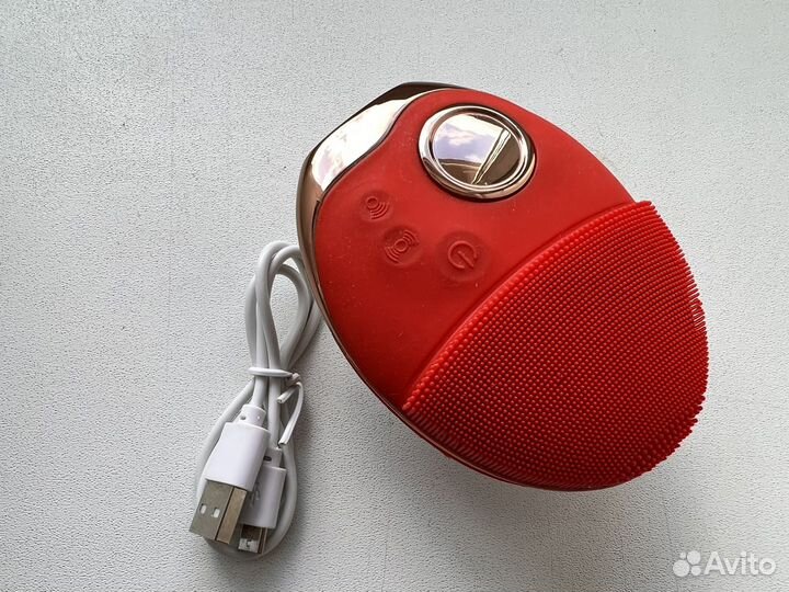 Ультразвуковая щетка для чистки лица