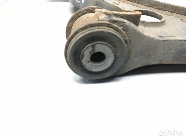 Рычаг передний правый Volkswagen Jetta Golf 5