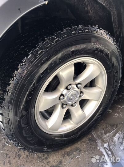 Goodyear Wrangler AT 265/65 R17