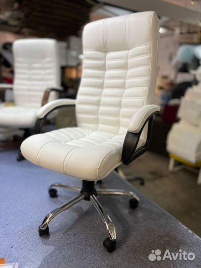 Кресло офисное