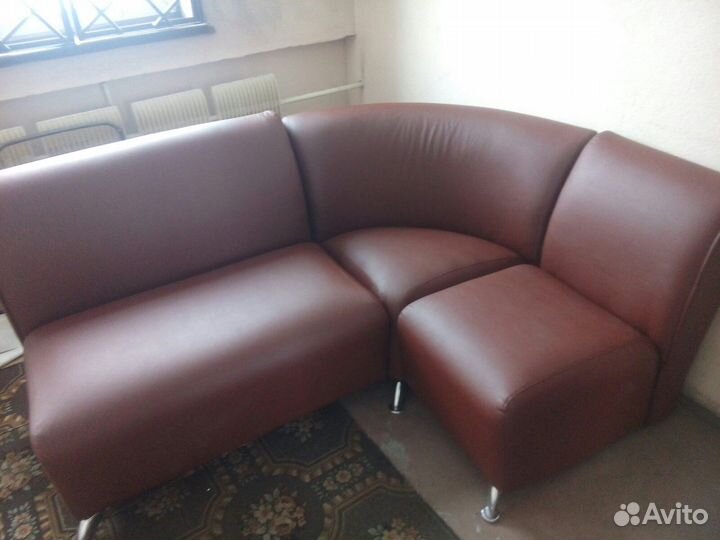 Перетяжка мягкой мебели