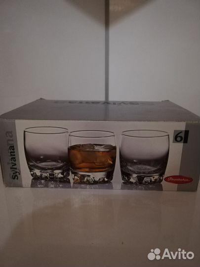 Набор стаканов