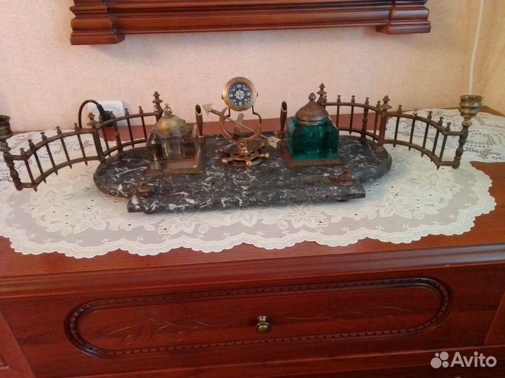 Старинный письменный прибор. Мрамор