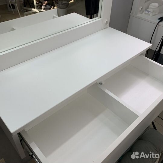 Аренда места для бровиста/визажиста/стилиста