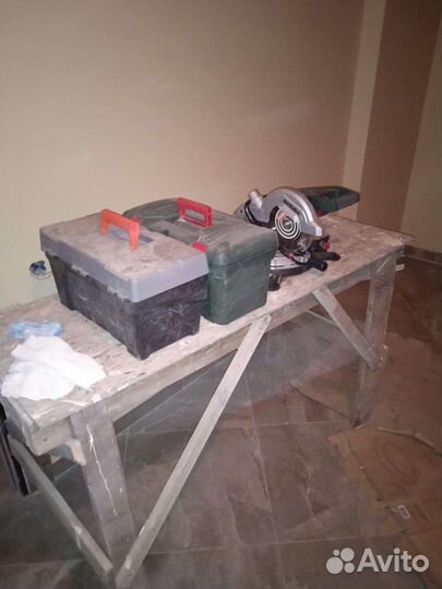 Плотник столяр