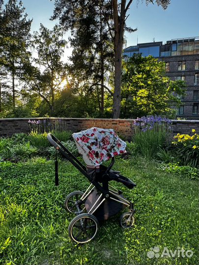 Коляска прогулочная Cybex Priam III