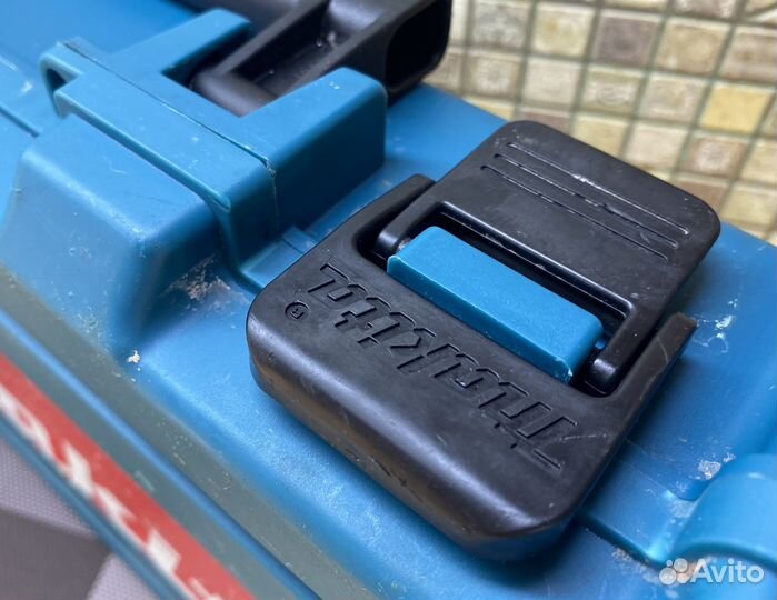 Оригинальный кейс ящик Makita HR2440 перфоратор