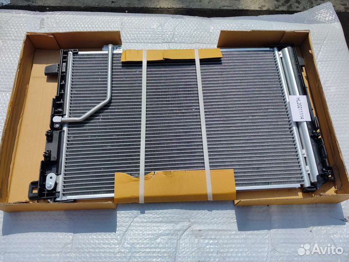 Радиатор кондиционера w204