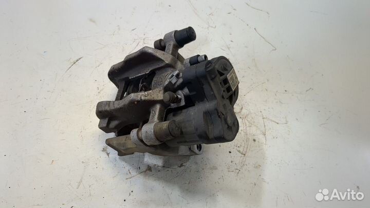 Суппорт Volkswagen Atlas, 2020