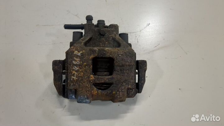 Суппорт Toyota Yaris, 2012