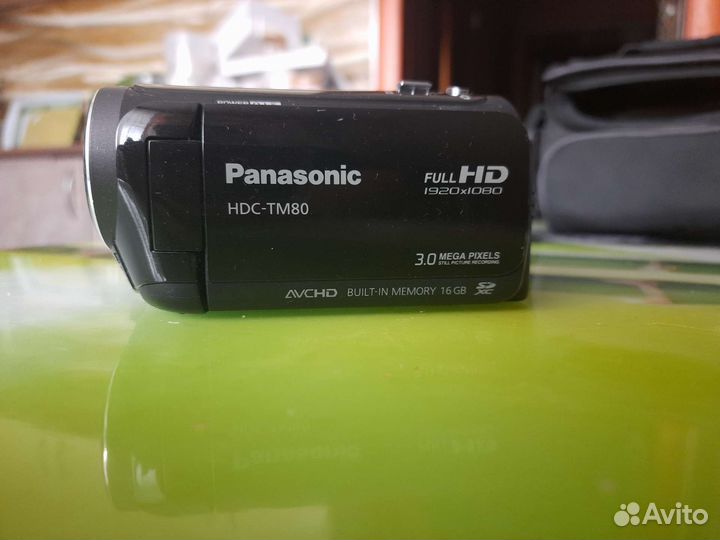 Цифровая видеокамера Panasonic HDC-TM80