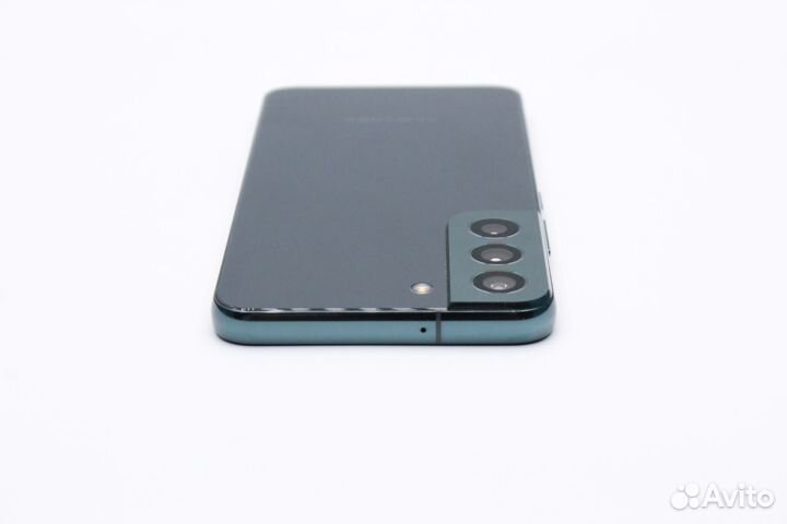 Samsung Galaxy S22, 8/128 ГБ