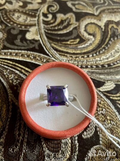 Серебряное кольцо 925