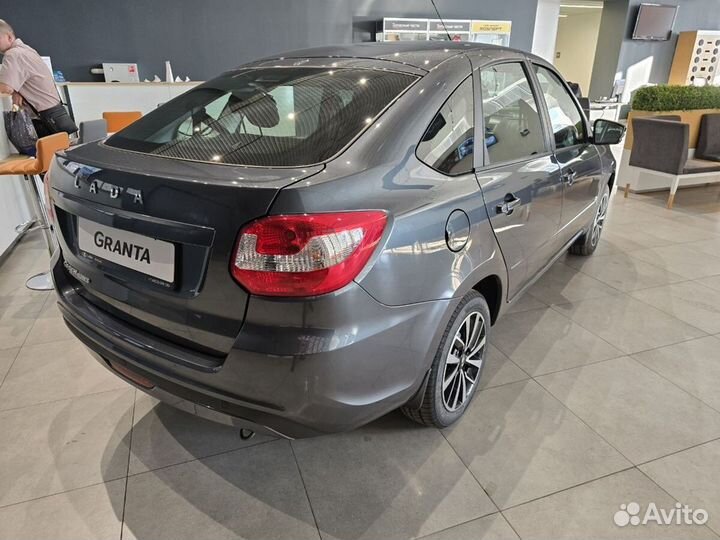 LADA Granta 1.6 AT, 2024