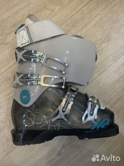Горнолыжные ботинки