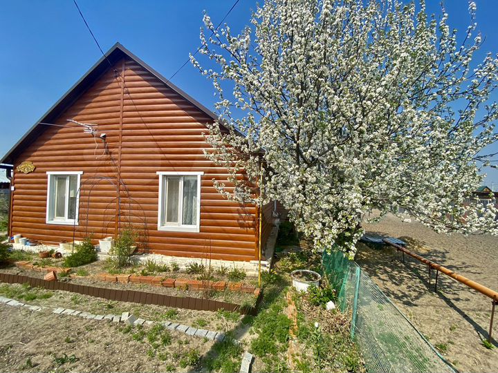 Дом 64,8 м² на участке 12,8 сот.